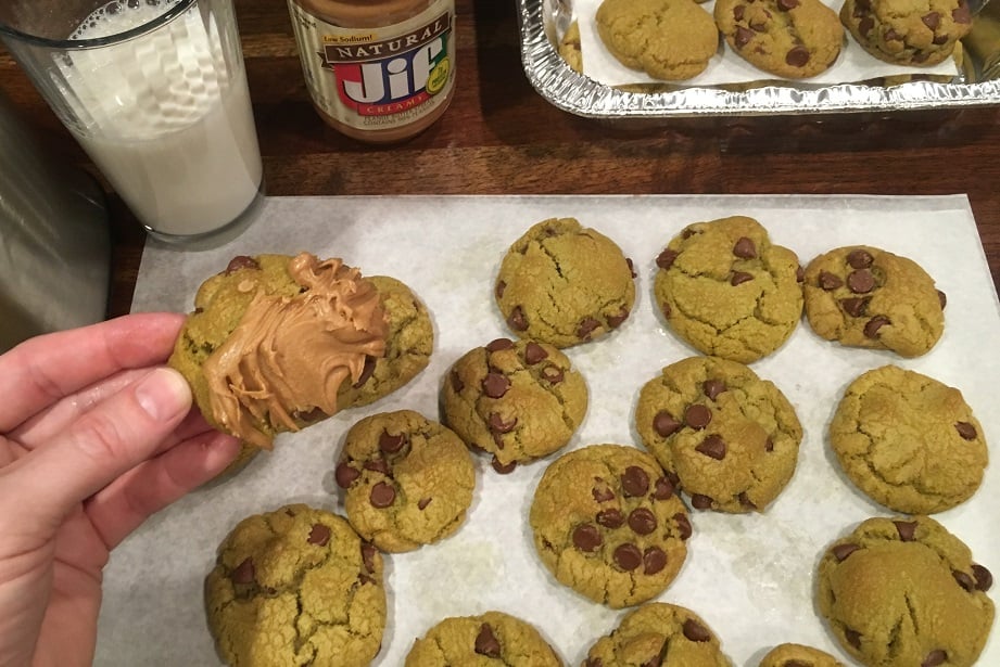 How To Make Chocolate Chip Cookies with AVB Cannabutter