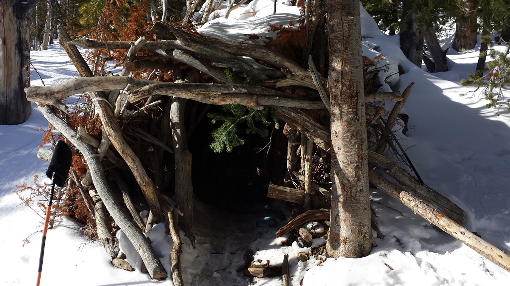 Hobbit Hole - Big Sky Montana Smoke Shack