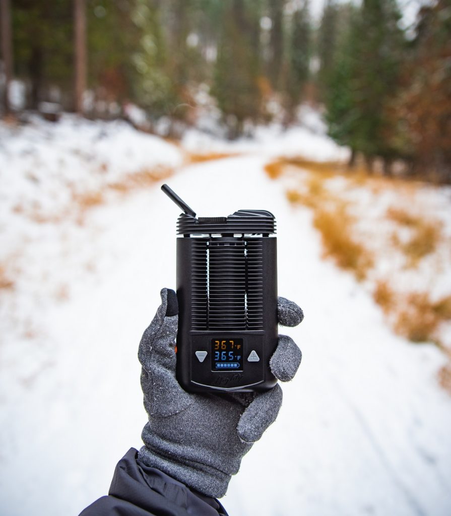 Mighty Vaporizer - Snowy Hike - VaporizerWizard