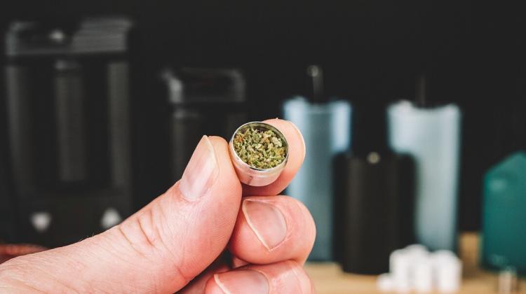 S&B Dosing Capsule - Dry Herb